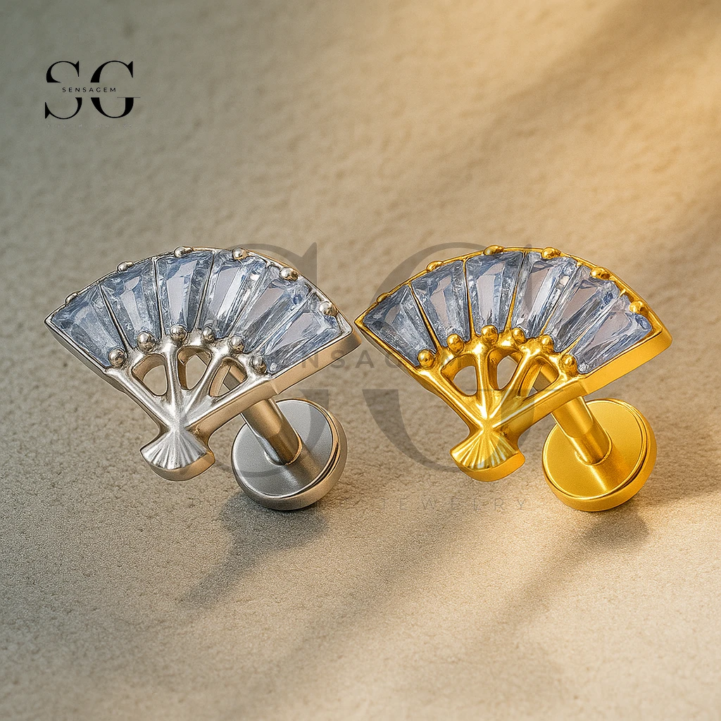 SG4120 Crystal Fan Zirconia Threadless Piercing Jewelry for Ear or Lip
