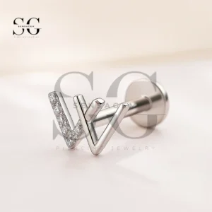 SGYS1052 Double V-Shape CZ Internally Threaded Labret