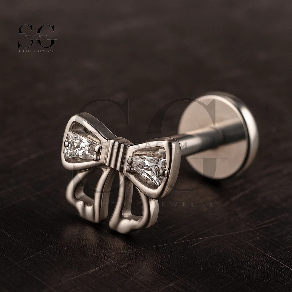 SGYS1156 Titanium CZ Pave Bow Tie Internal Labret