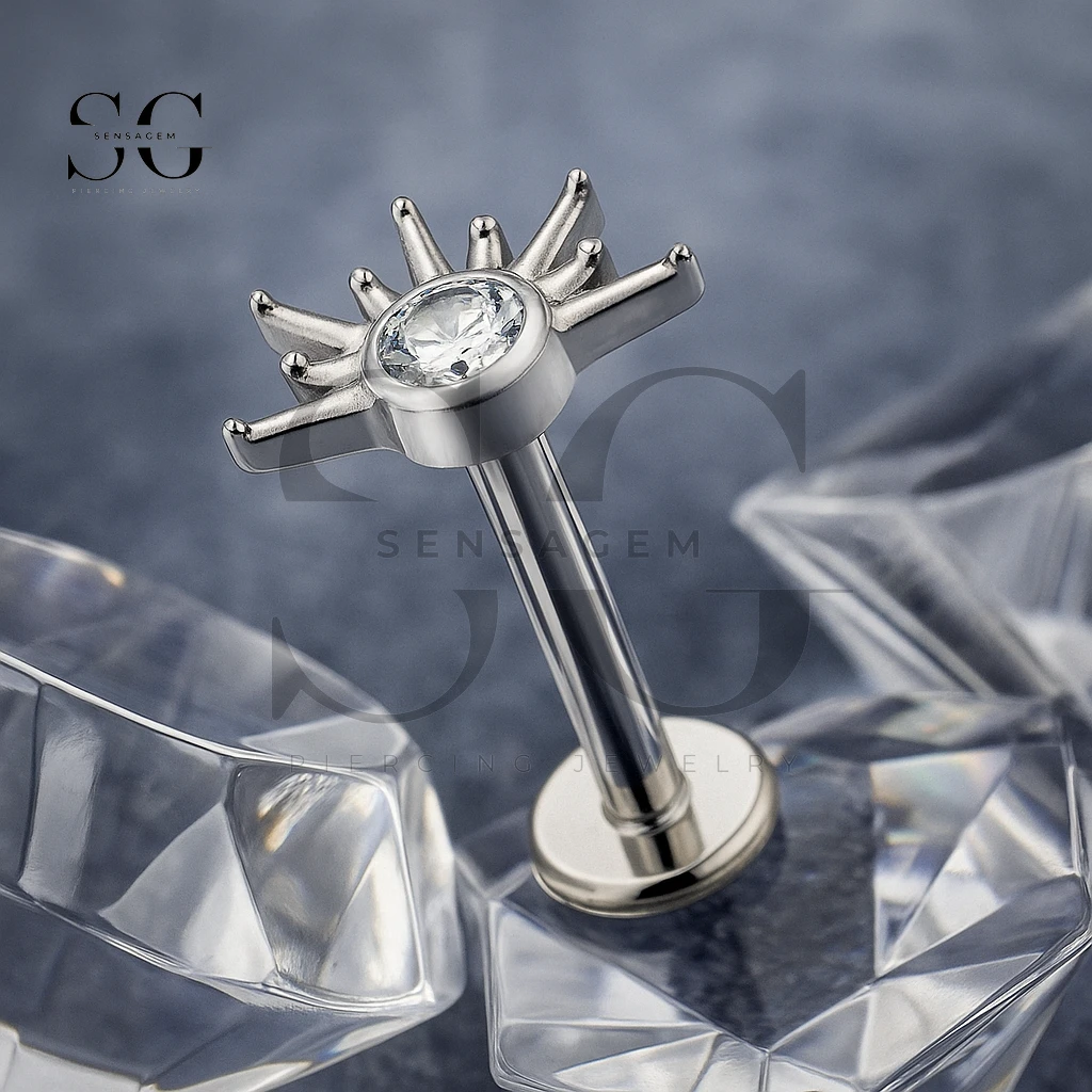 SGYS1174 CZ Starfish Titanium Labret Stud