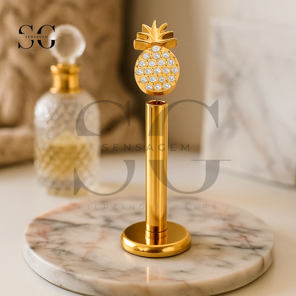 SGYS1188 Pineapple CZ Titanium Labret Stud - Hypoallergenic Flat Back Piercing - immagine 2