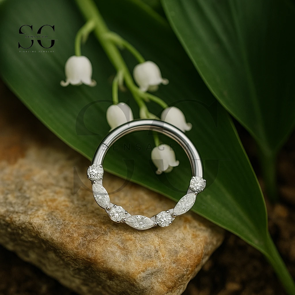 SGYS2069 Implant Grade F-136 Titanium Mixed Cut Clicker Ring