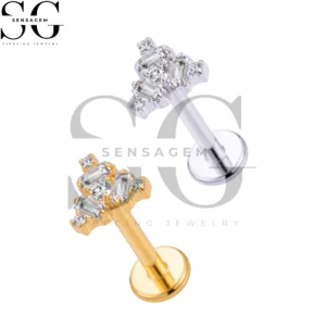 SGYS1344 G23 Anillo de labio con parte posterior plana de titanio Baguette CZ Triángulo Labret Stud